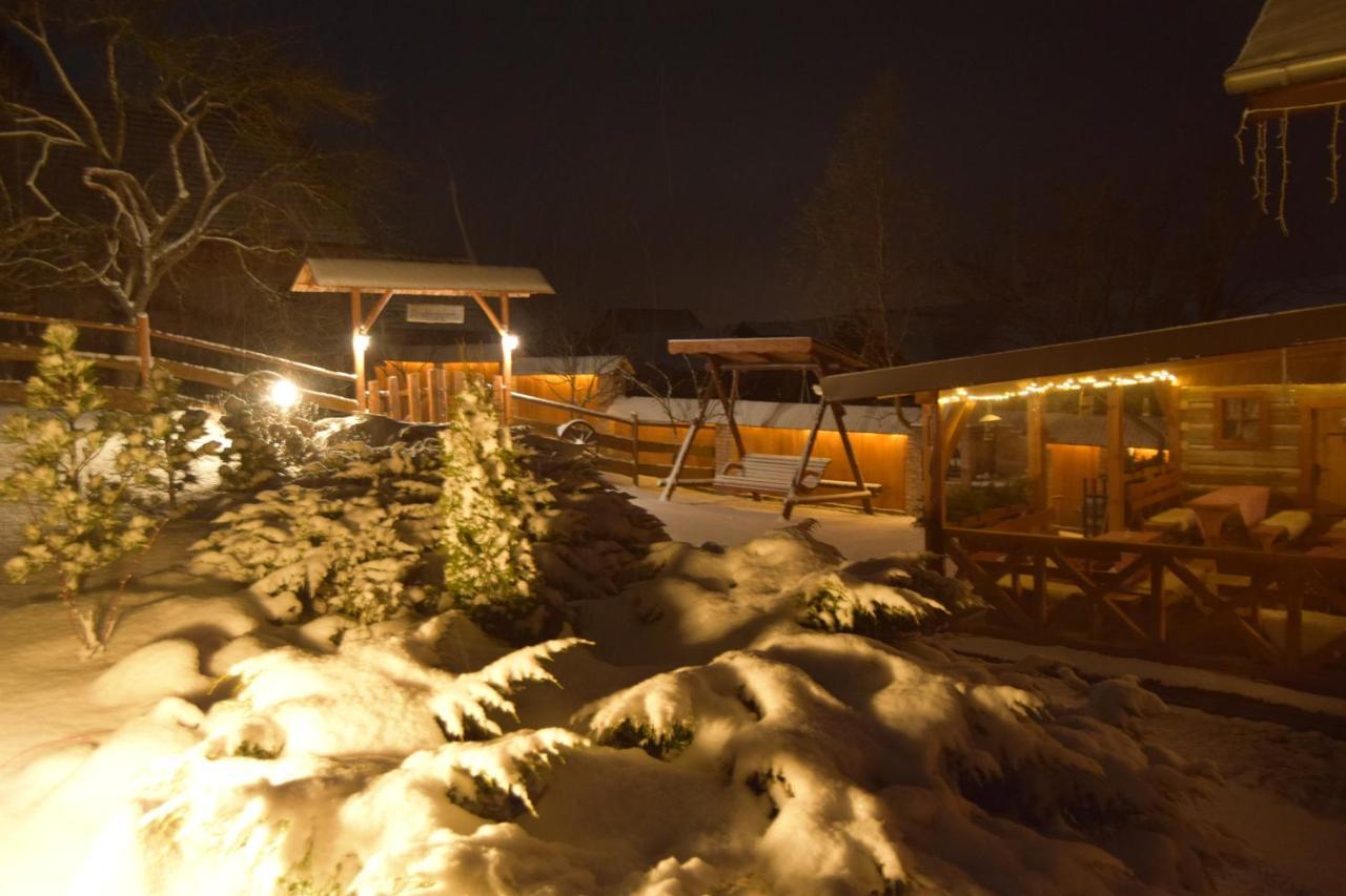 Pezion Limbovy Dvor Hotel Ménhárd Kültér fotó