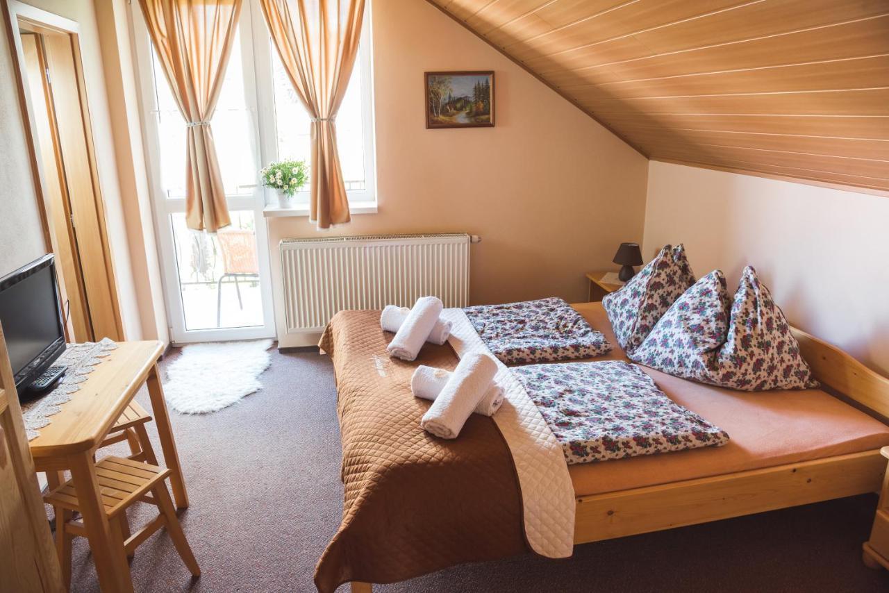 Pezion Limbovy Dvor Hotel Ménhárd Kültér fotó